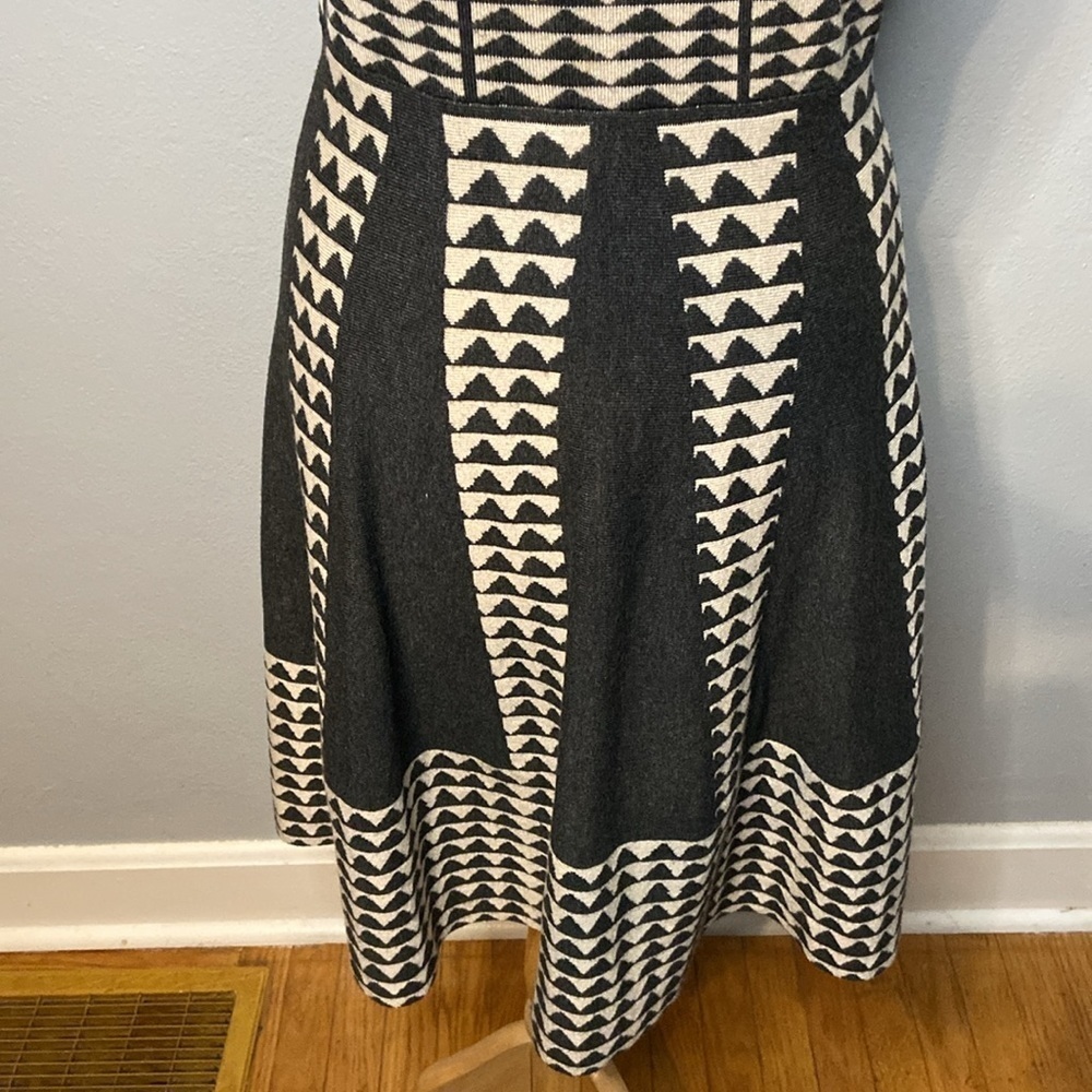 Just Taylor Sweater Dress Fit And Flare Dark Gray Tan S - Picture 3 of 11